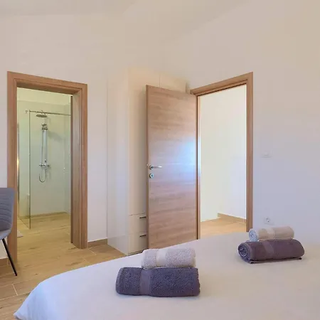 Villa Divsici * Divšići