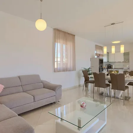 Villa Divsici Divšići