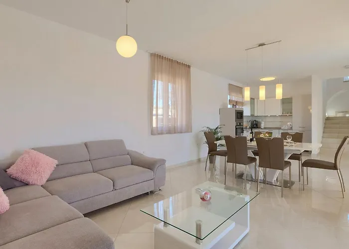 Villa Divsici Divšići