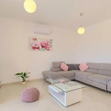 Villa Divsici * Divsici