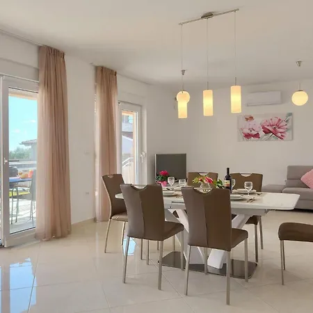 Σπίτι διακοπών Villa Divsici Divšići