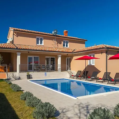 Villa Divsici Дом отдыха