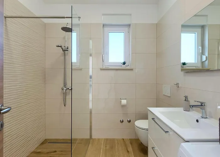 Villa Divsici Vikendica *